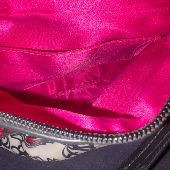 Coach Poppy Y2K Graffiti Daisey Wristlet with hang tag Silver Hardware EUC - Picture 10 of 11